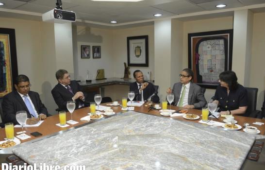 La ADIE considera que el Gobierno distorsiona el sector eléctrico La ADIE considera que el Gobierno distorsiona el sector eléctrico