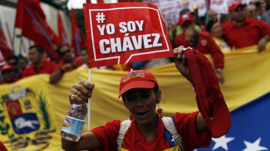 Gobierno pide no caer en expectativas sobre regreso de Chávez a Venezuela