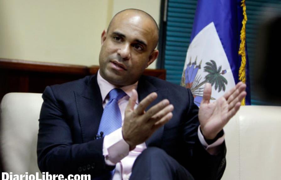 Gobierno Haití reemplaza a ministros en medio críticas