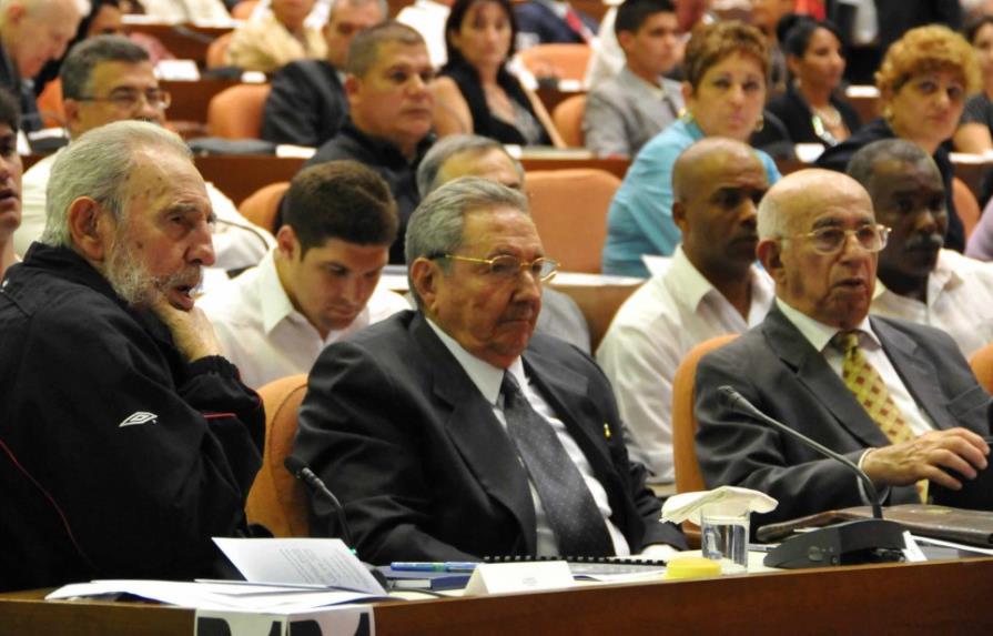 Raúl Castro es ratificado como presidente de Cuba para los próximos 5 años