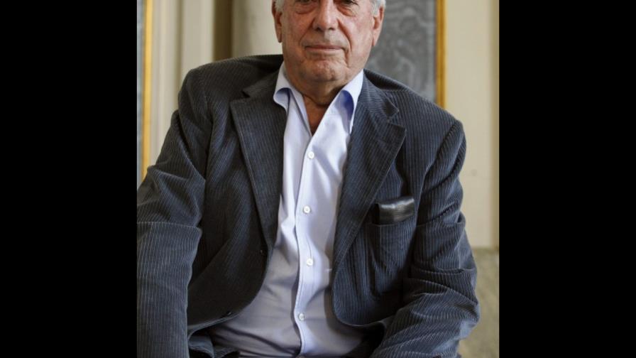 Vargas Llosa regresa a la novela con El héroe discreto