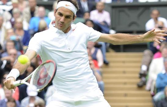 Federer vence a Hanescu y pasa a segunda ronda Federer vence a Hanescu y pasa a segunda ronda