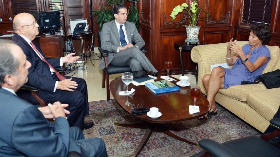 República Dominicana presenta tema del comercio con Haití a la Unión Europea República Dominicana presenta tema del comercio con Haití a la Unión Europea