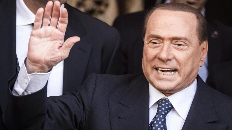Berlusconi afirma que su actual novia le devolvió la confianza en las mujeres