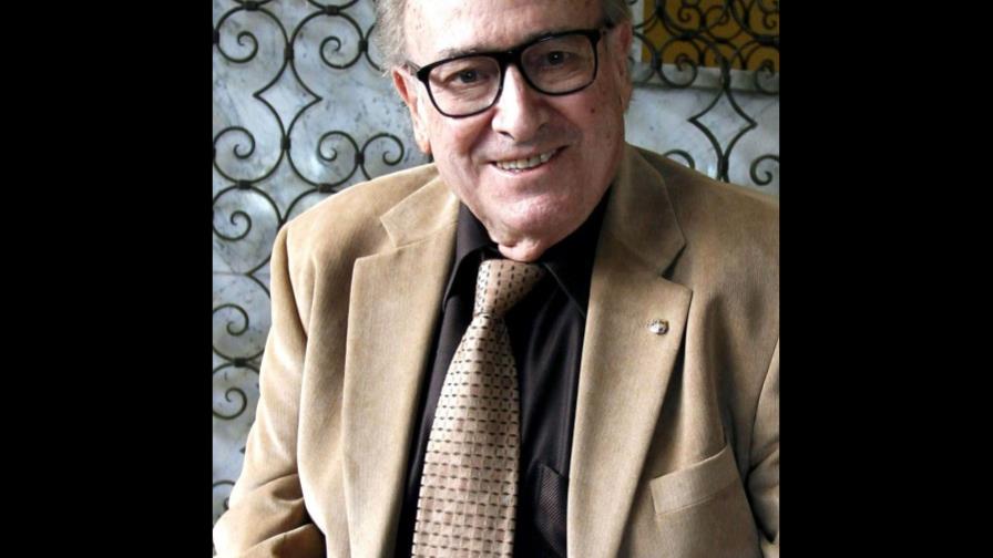 Manolo Escobar murió en su casa dulcemente tras pasar dos días magníficos