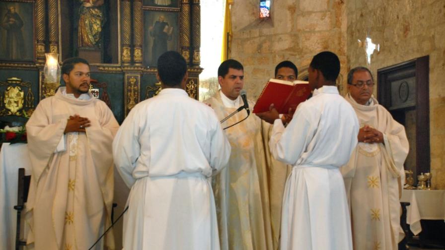 La iglesia católica dominicana celebra la Nochebuena y la Navidad con actos