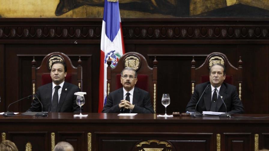 Danilo Medina inicia los actos conmemorativos del Bicentenario de Duarte Danilo Medina inicia los actos conmemorativos del Bicentenario de Duarte