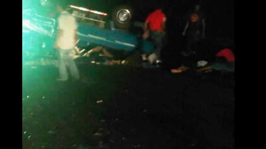 Al menos ocho muertos y 10 heridos tras accidente en Puerto Plata Al menos ocho muertos y 10 heridos tras accidente en Puerto Plata