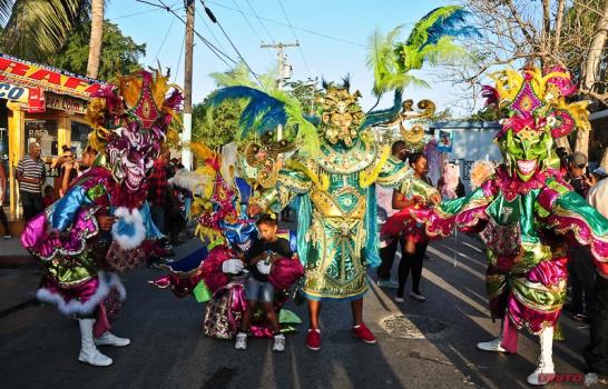 Boca Chica celebra su carnaval