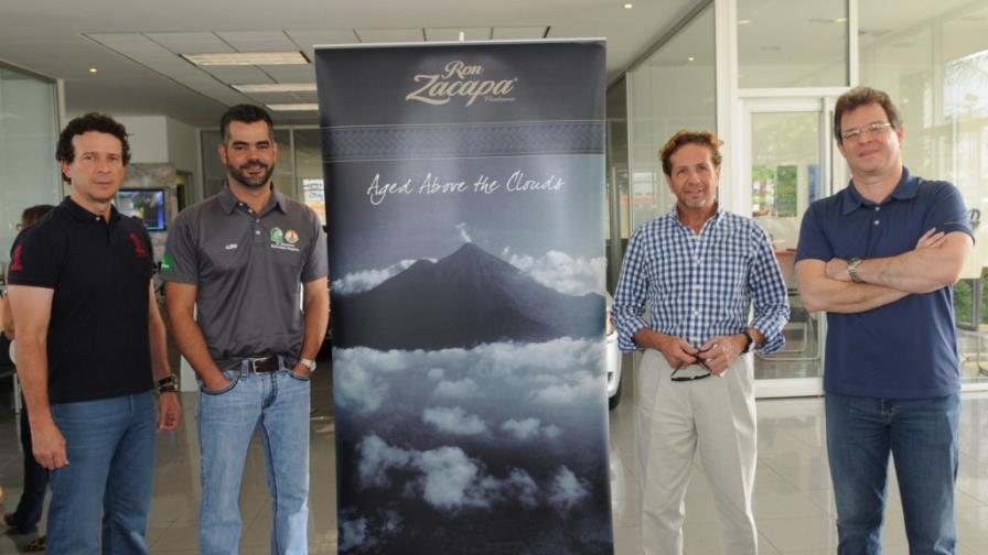 Cata de Zacapa por encima de las nubes