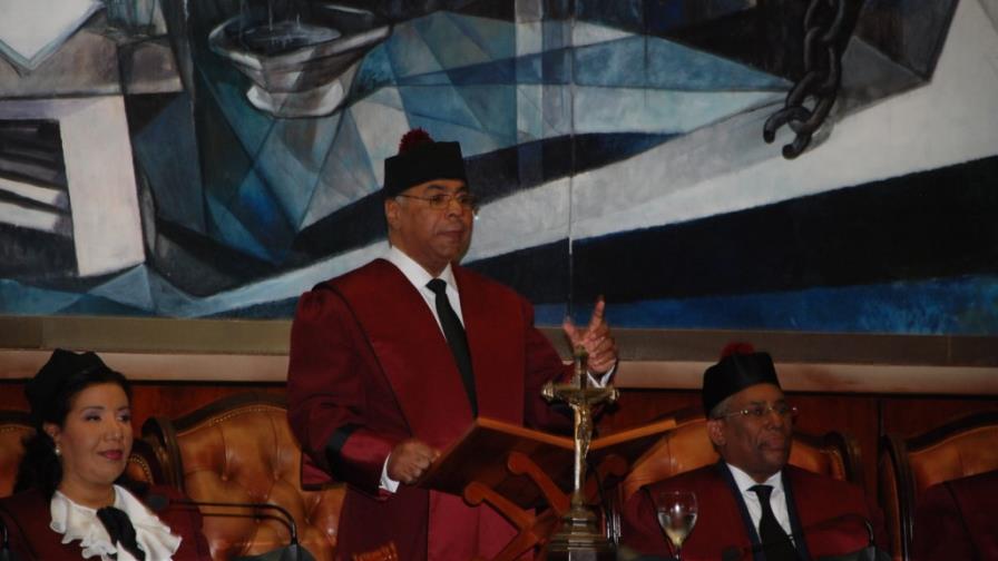 Tribunal Constitucional anula cobro impuesto de 4% en Punta Cana y Verón