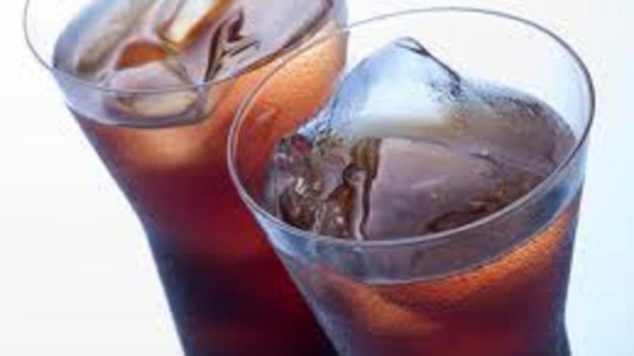 El consumo de refrescos azucarados se asocia a un mayor riesgo de diabetes