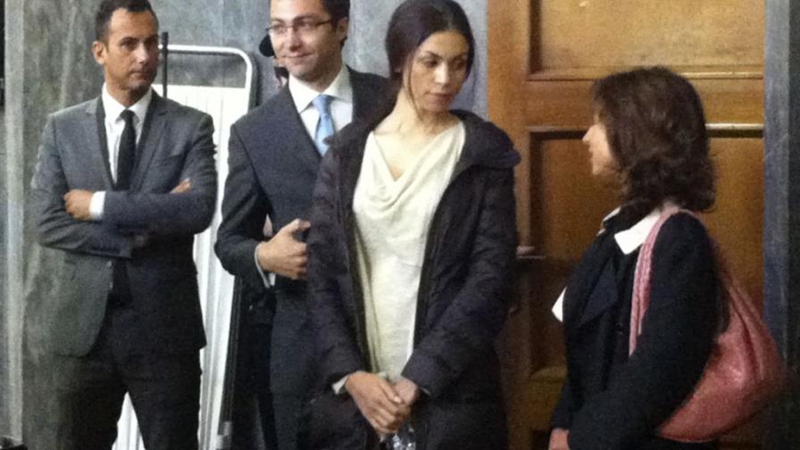 Mujer en caso Berlusconi niega sus declaraciones