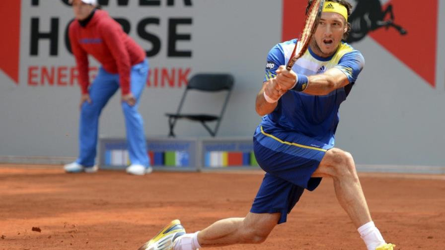 Juan Mónaco clasifica a la final de Duesseldorf Juan Mónaco clasifica a la final de Duesseldorf