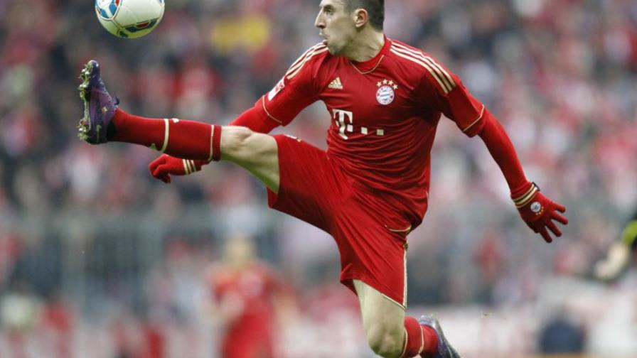 Munich con todo ante un Dortmund tocado