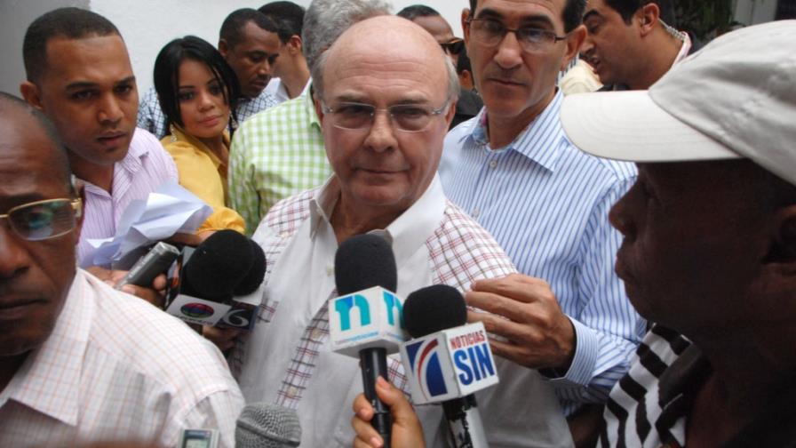 Hipólito y Miguel se reunirán con mediación de la Iglesia Hipólito y Miguel se reunirán con mediación de la Iglesia