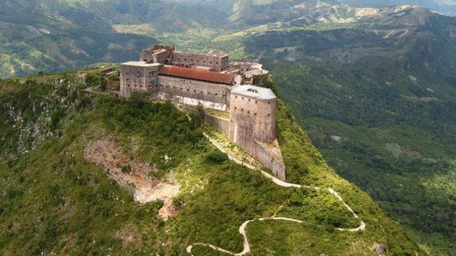 Una invitación a La Citadelle Una invitación a La Citadelle