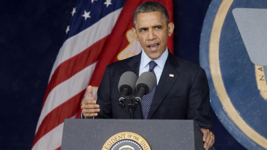Obama homenajea a los soldados fallecidos en vísperas del Día de los Caídos