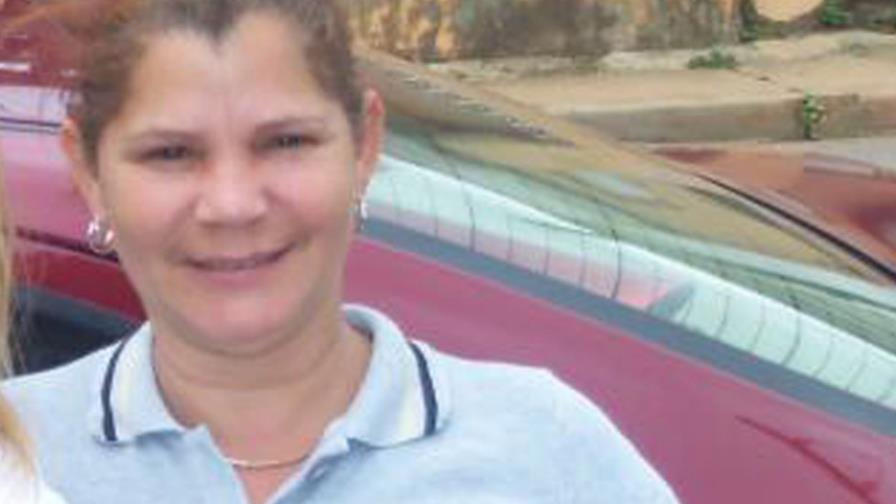 Jóvenes piden ayuda para atender madre