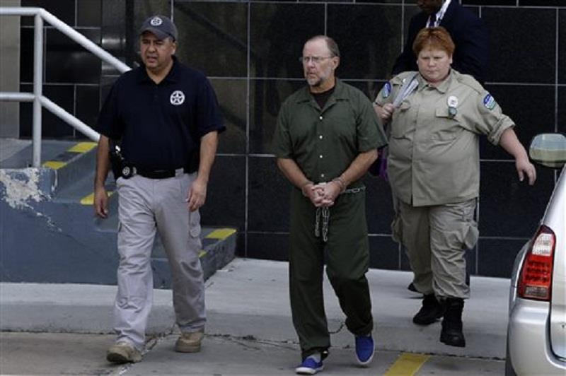 Reducen a 14 años sentencia a exjefe de Enron