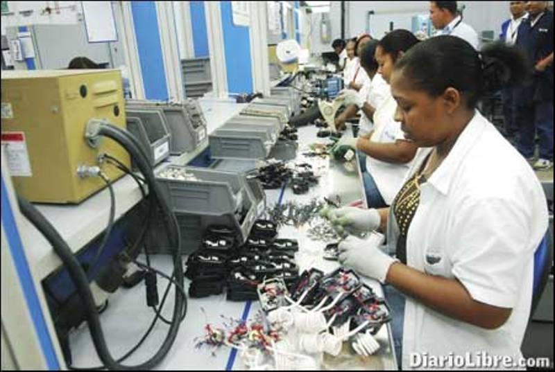 Mujeres dominicanas sufren mayor desprotección laboral