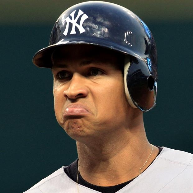 Sin jugar con los Yankees, Alex Rodríguez es el líder del equipo en titulares