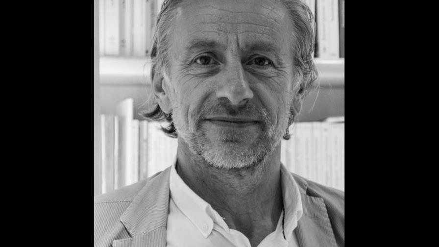 La pluma de Jean-Christophe Rufin revive al hombre más rico del siglo XV