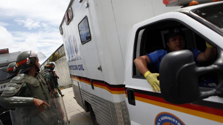 Riña en cárcel venezolana deja al menos 25 muertos y 50 heridos, según ONG