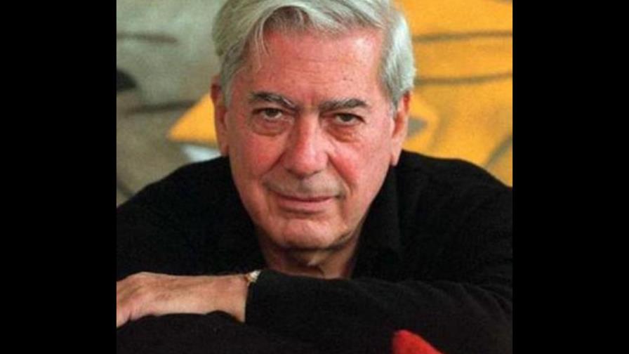 Vargas Llosa termina nueva novela El héroe discreto sobre el Perú de hoy