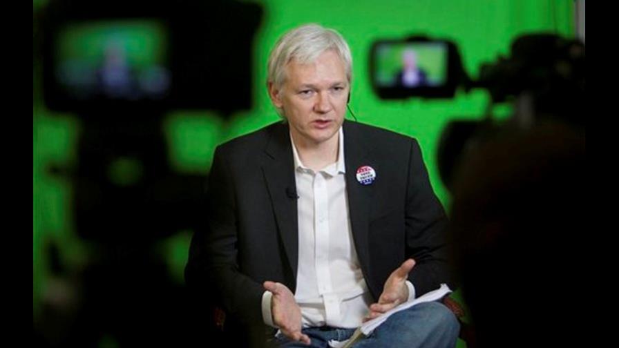 Filtran a WikiLeaks guión de cinta sobre Assange