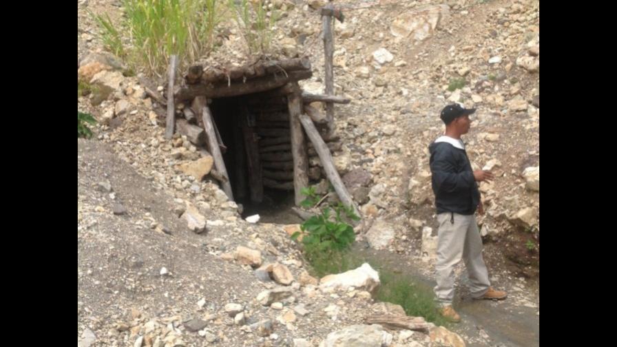 Mueren dos obreros dentro de mina de Larimar en Bahoruco