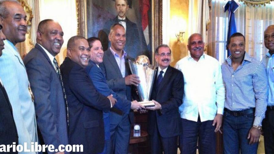 Danilo Medina, de acuerdo con la sede del Clásico Mundial en RD, pero si hay consenso
