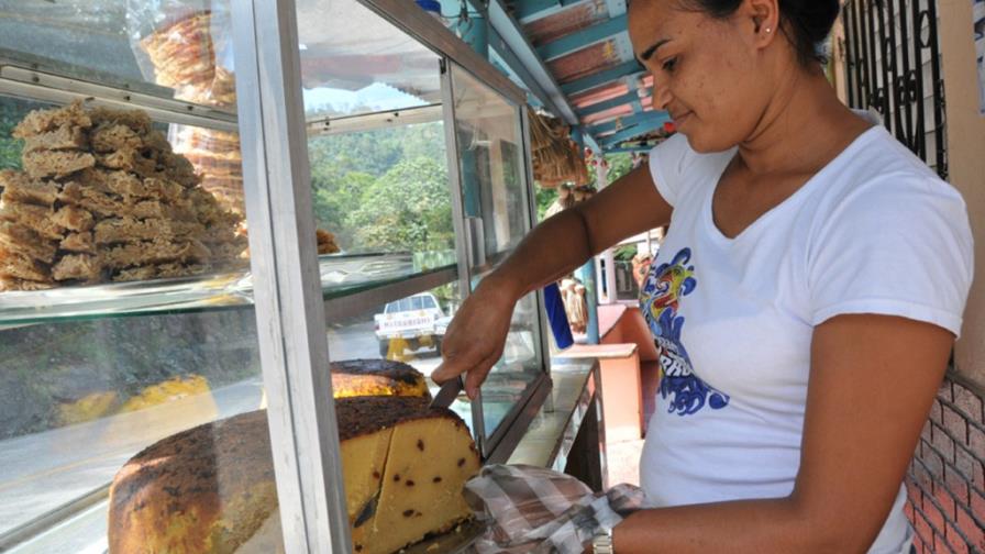 Empleo informal crece por impuestos y cargas