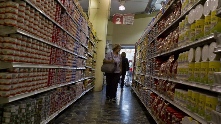 La escasez no da tregua en Venezuela y fuerza al Gobierno a tomar medidas