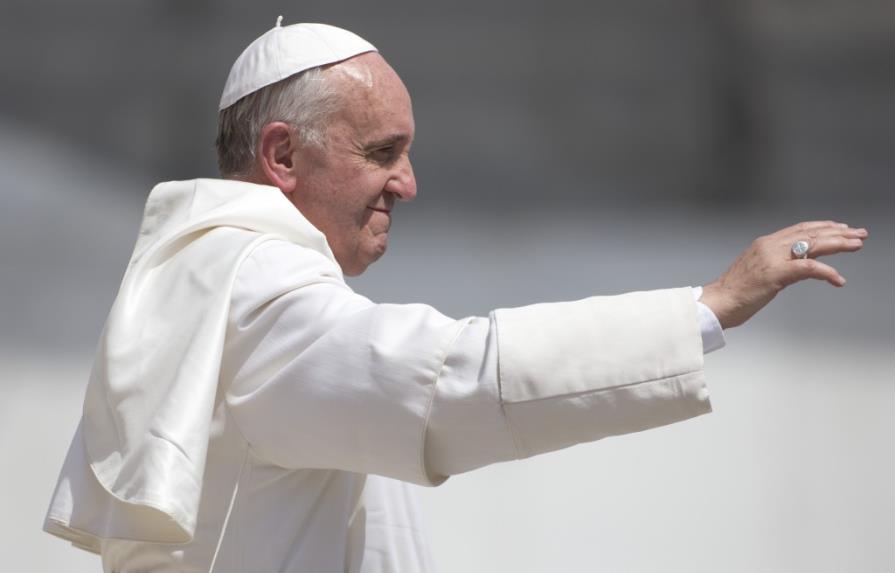 El Papa pide a las mafias cesen la prostitución