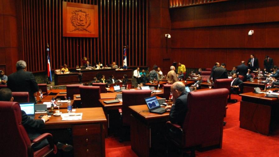 Senado aprueba Ley Orgánica de las Fuerzas Armadas