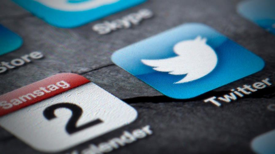 Twitter revoluciona la forma de entender la literatura, según experta Twitter revoluciona la forma de entender la literatura, según experta