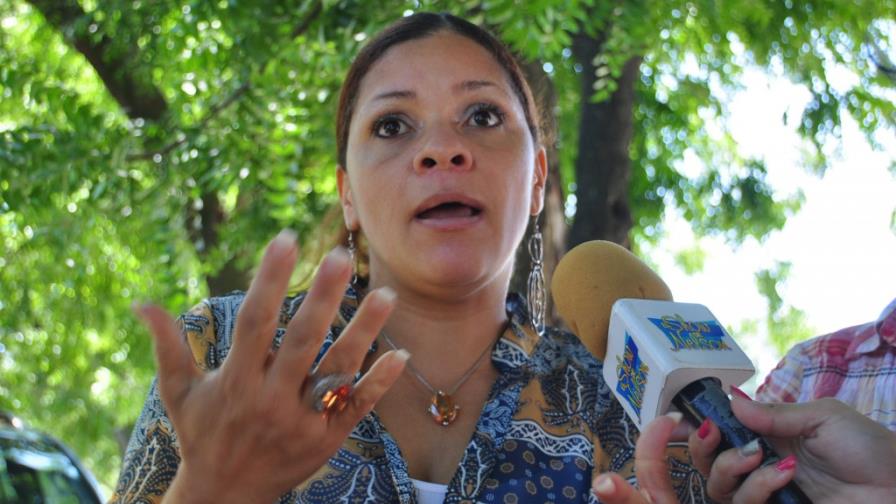 ADP paraliza docencia en Santiago