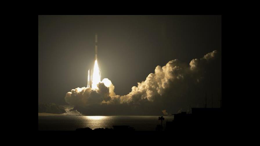 Japón lanza dos satélites de espionaje