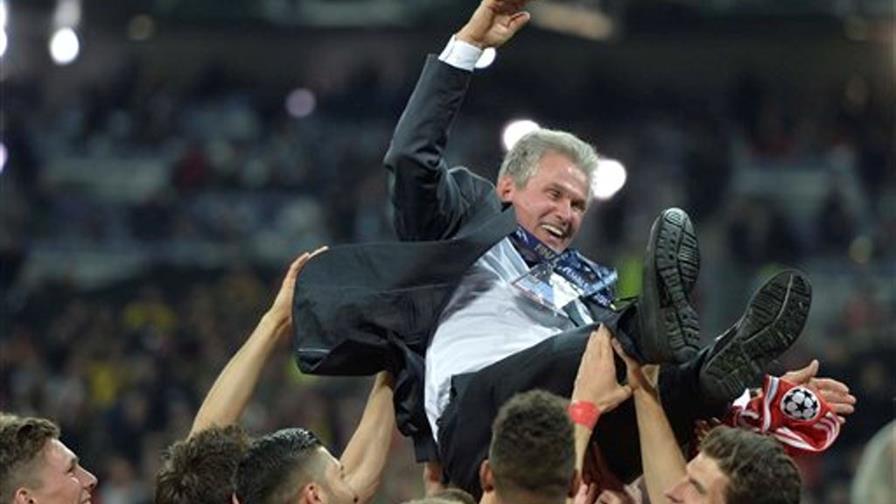 Tras un año de glorias, Heynckes deja el Bayern