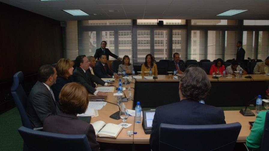 La Junta Monetaria flexibiliza requerimientos para préstamos La Junta Monetaria flexibiliza requerimientos para préstamos