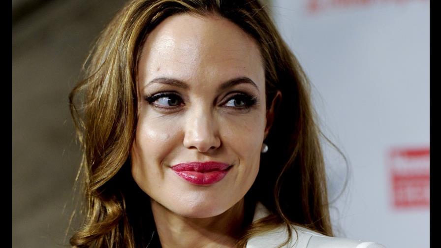 Tía de Angelina Jolie muere de cáncer de seno