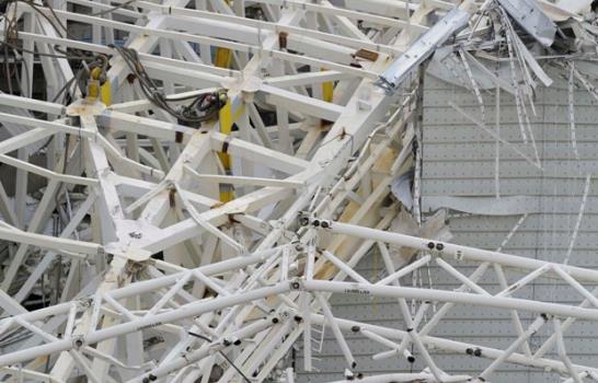 Se derrumbó estadio donde se inaugurará Mundial de Fútbol del 2014 Se derrumbó estadio donde se inaugurará Mundial de Fútbol del 2014