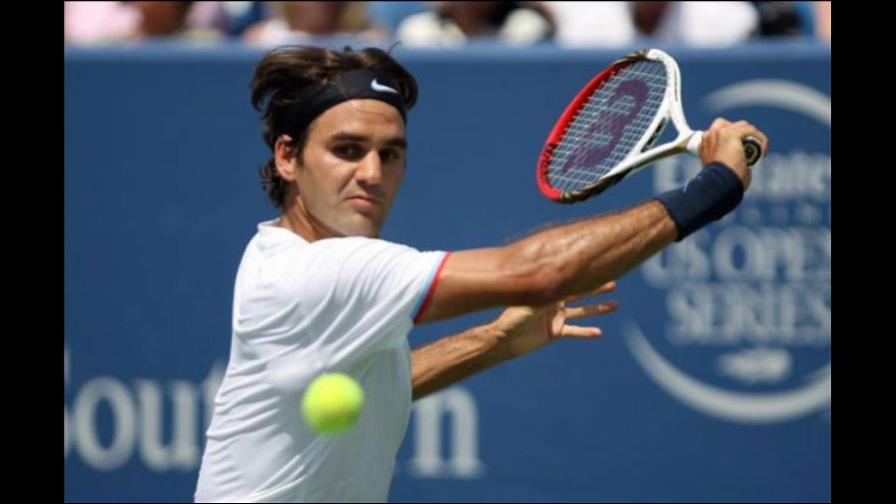 Roger Federer contrata a Edberg como entrenador