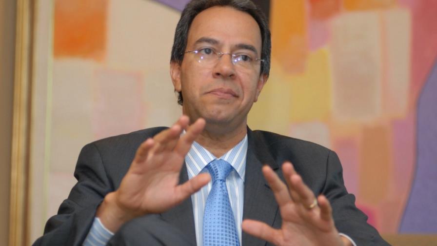 Mármol agradece Premio de Literatura