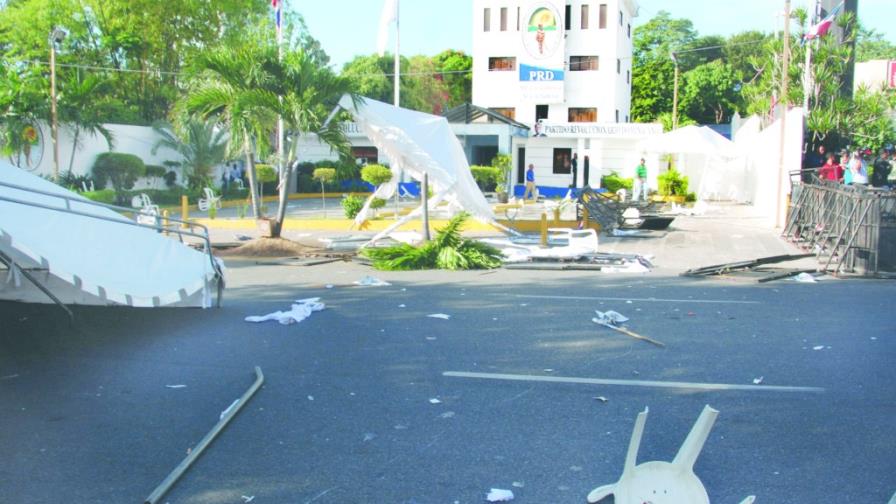 La Policía Nacional se queda con local del PRD luego de trifulca La Policía Nacional se queda con local del PRD luego de trifulca