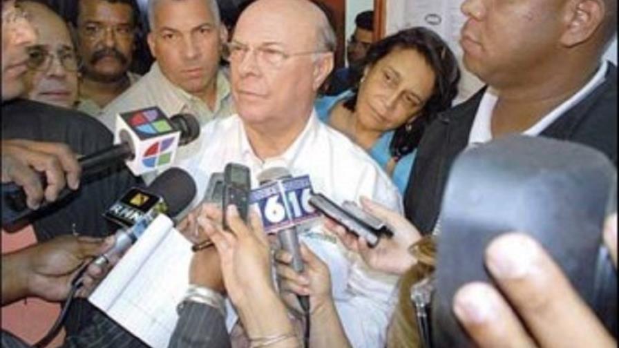 Hipólito Mejía reitera su apoyo a mediación de las iglesias