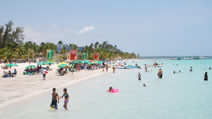 Boca Chica se prepara para recibir miles de vacacionistas Boca Chica se prepara para recibir miles de vacacionistas