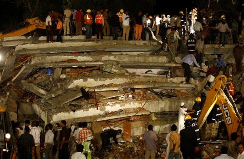 Suman casi 350 muertos en edificio bengalí