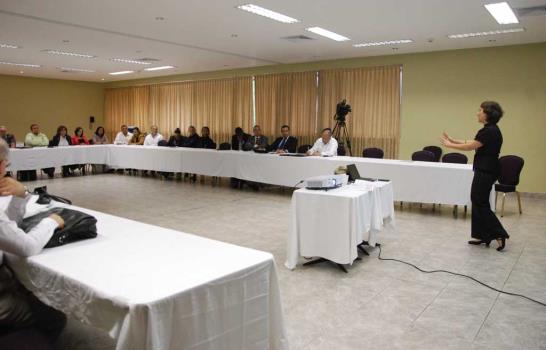 Cepal promueve la relación universidades-empresas-Estado